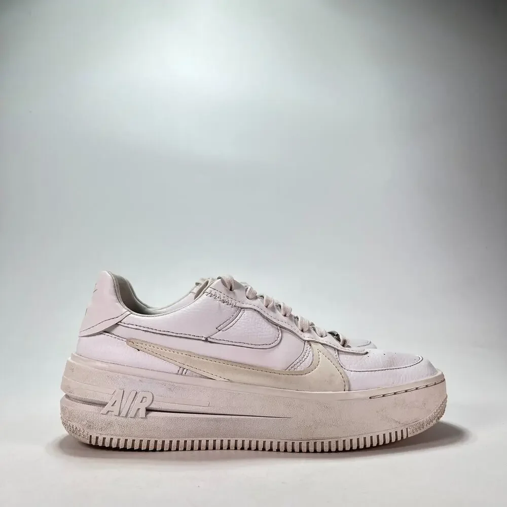 Nike Air Force 1 PLT.AF.ORM Triple White Casual Sneakers DJ9946-100 Womens Sz 8